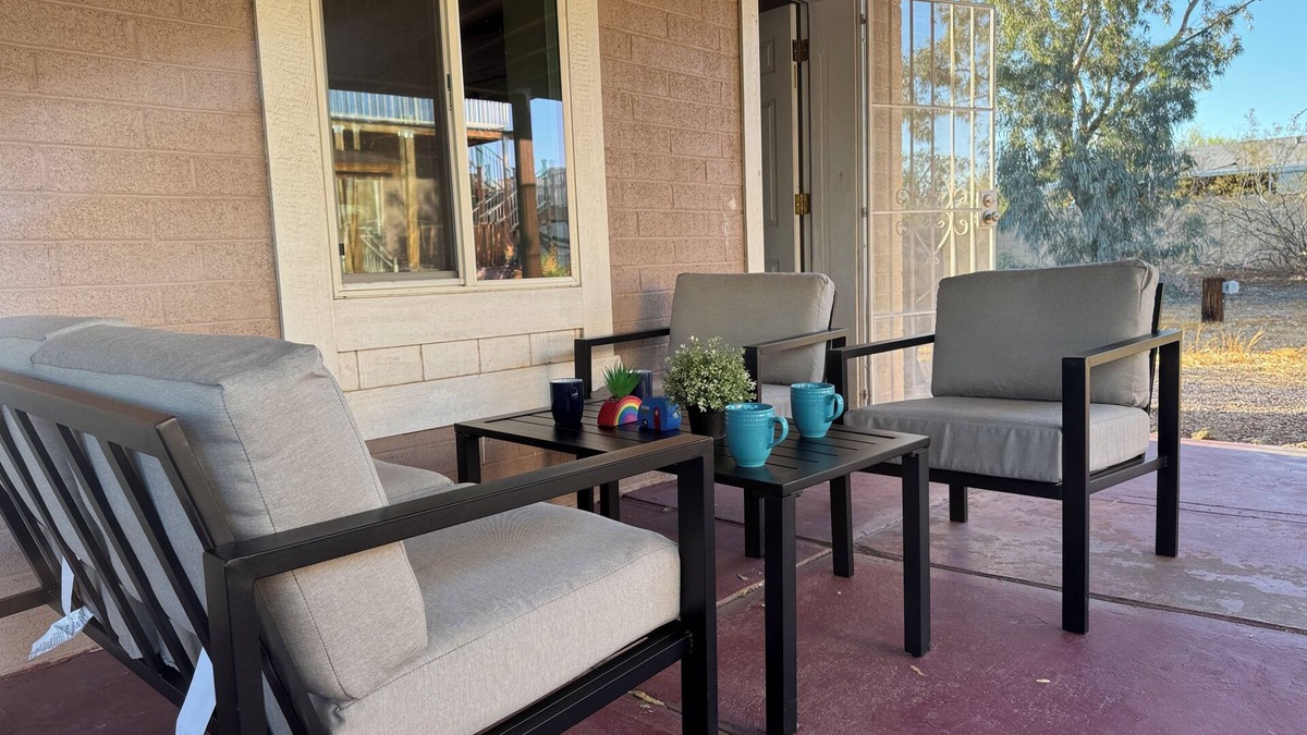 Apache Junction House | Studio Guest house on a 1.5 acre fenced property