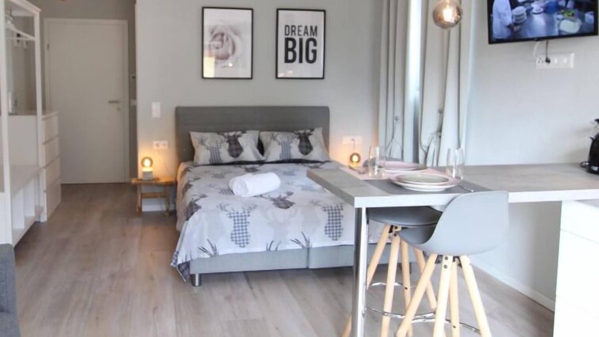 Untertschern Apartment | Studio Heidetraum - RMG Roses