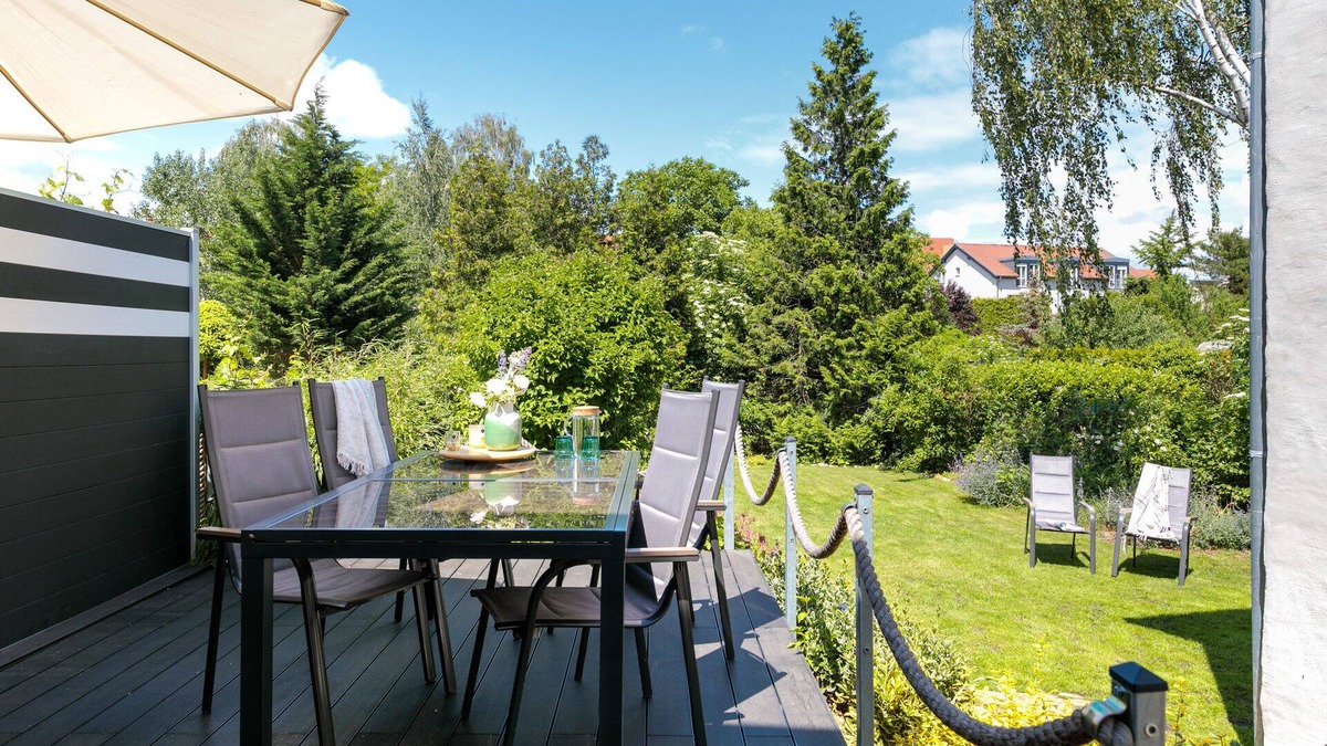 Werder House | Studio house on the island of Werder, garden with terrace, free WiFi, Netflix