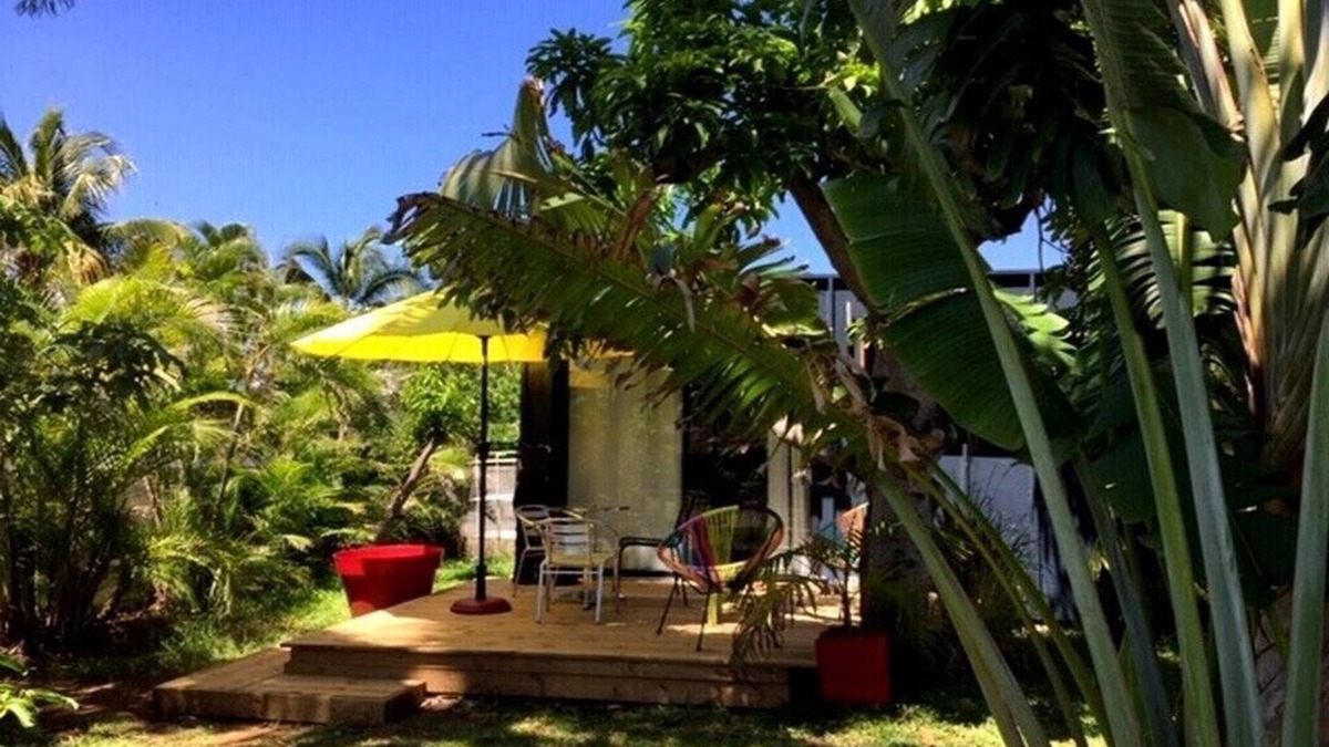 Etang Sale Les Bains House | Studio in lush greenery located 200m from the beach