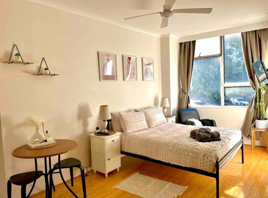 Darling Point Apartment | Studio in Darling Point