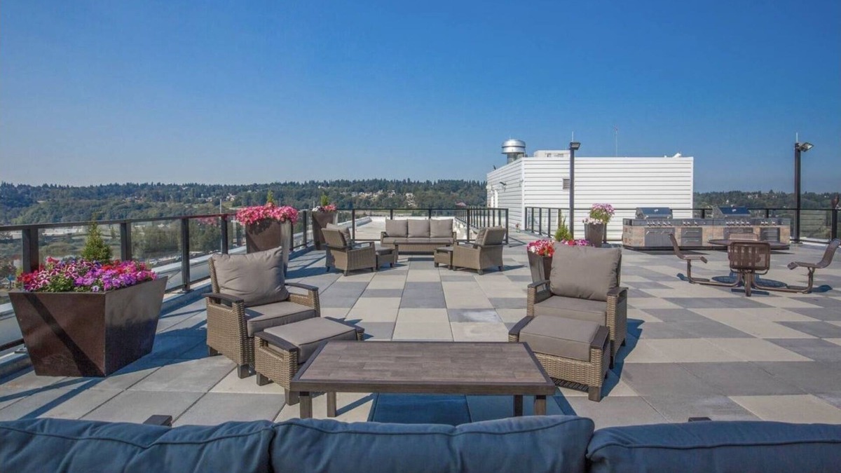 Southcenter Apartment | Studio in great location!