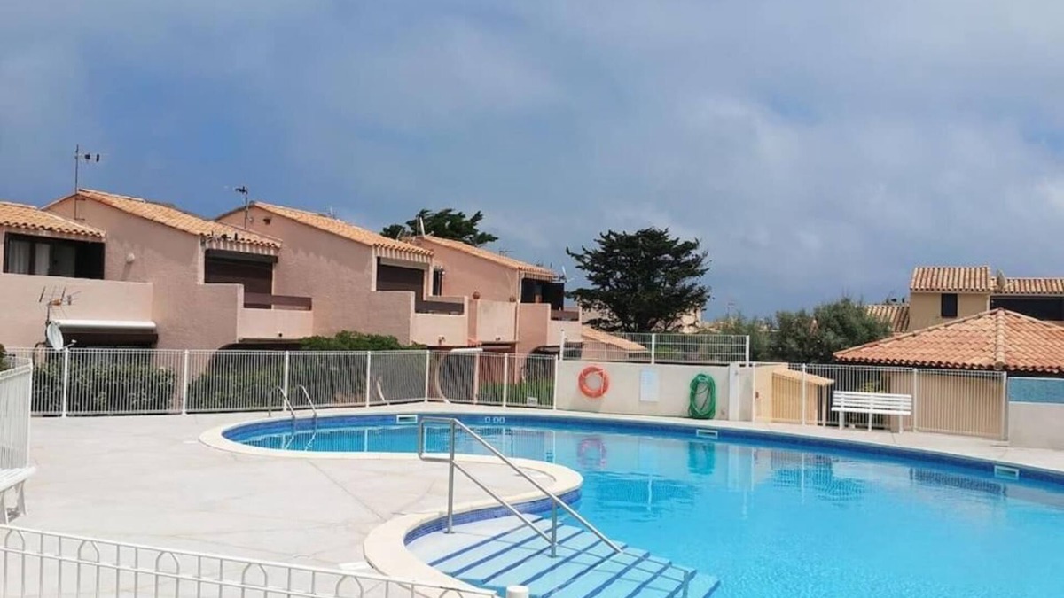 Leucate Apartment | Studio in naturist village - residence Aphrodite in Port Leucate