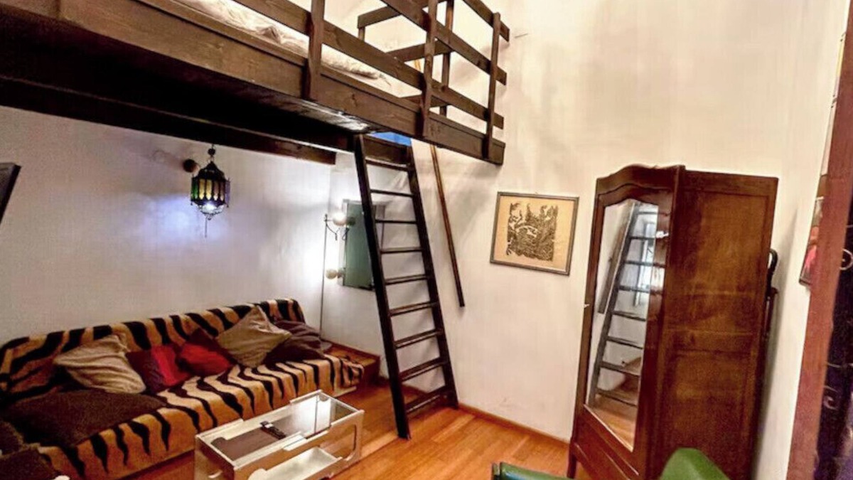Roman Quarter Apartment | Studio in Vintage house downtown