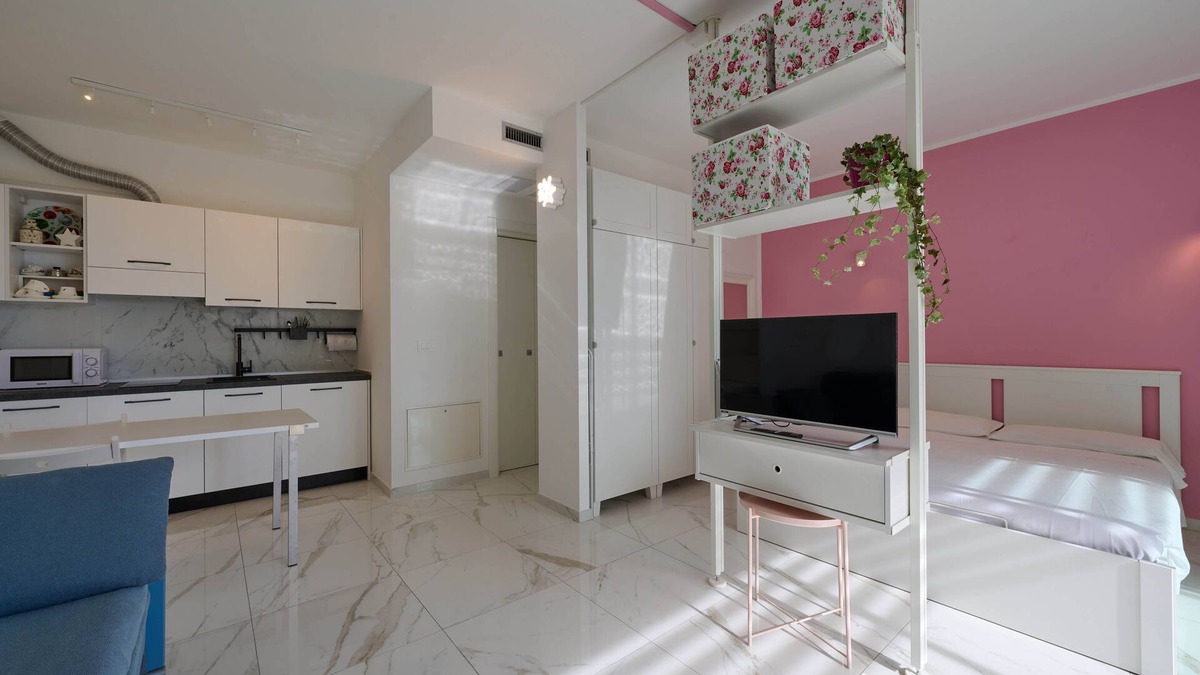 Borghetto Santo Spirito Apartment | Studio apartment in Castello Borelli