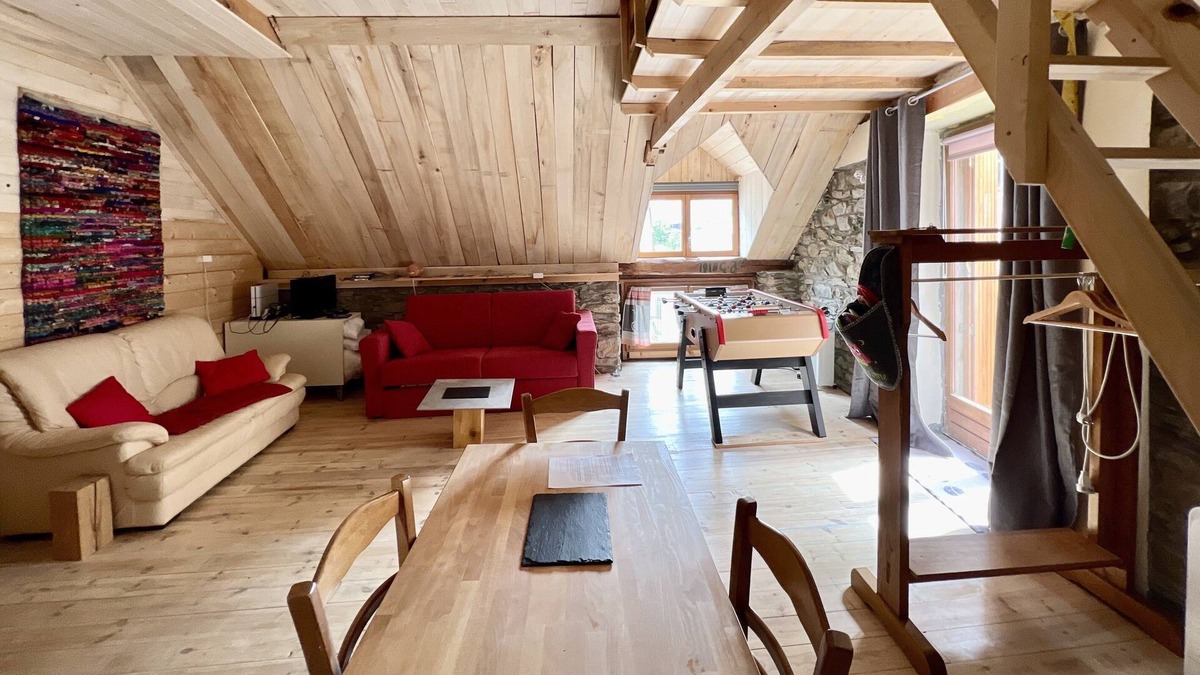 Vielle-Louron Apartment | Studio « la grange » ç proximité de Balnea et les stations de Peyragudes et Val