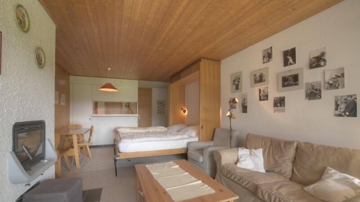 Anzere Apartment | Studio (max 4 pers.) near the cable car with view on the Valaisan Alps. Shops nearby, easy access, r