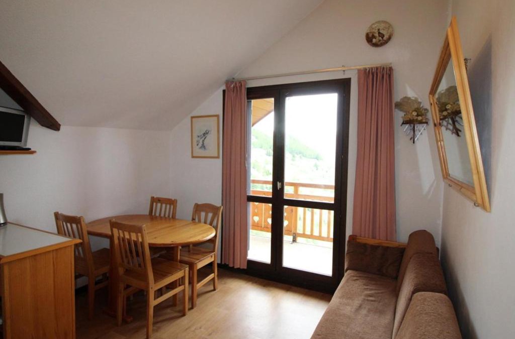 Auris Apartment | Studio mezzanine cabine - 5 pers, à 400m des pistes avec parking, animaux admis - FR-1-297-60