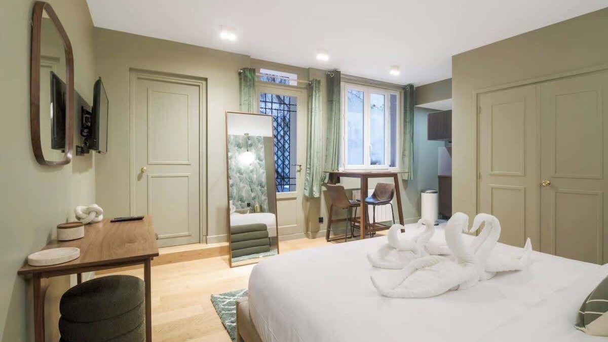 7th Arrondissement Apartment | Studio moderne au cœur de paris - Tour Eiffel