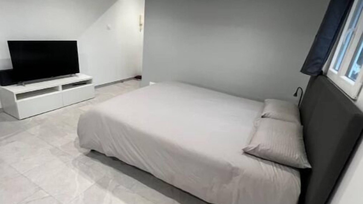 Antony Apartment | Studio Neuf Avec Jardin !