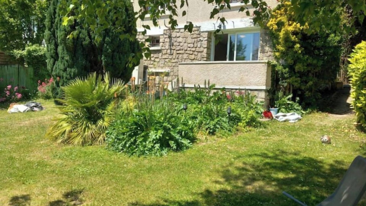 Mezy-sur-Seine Apartment | Studio on the banks of the Seine. All comforts.