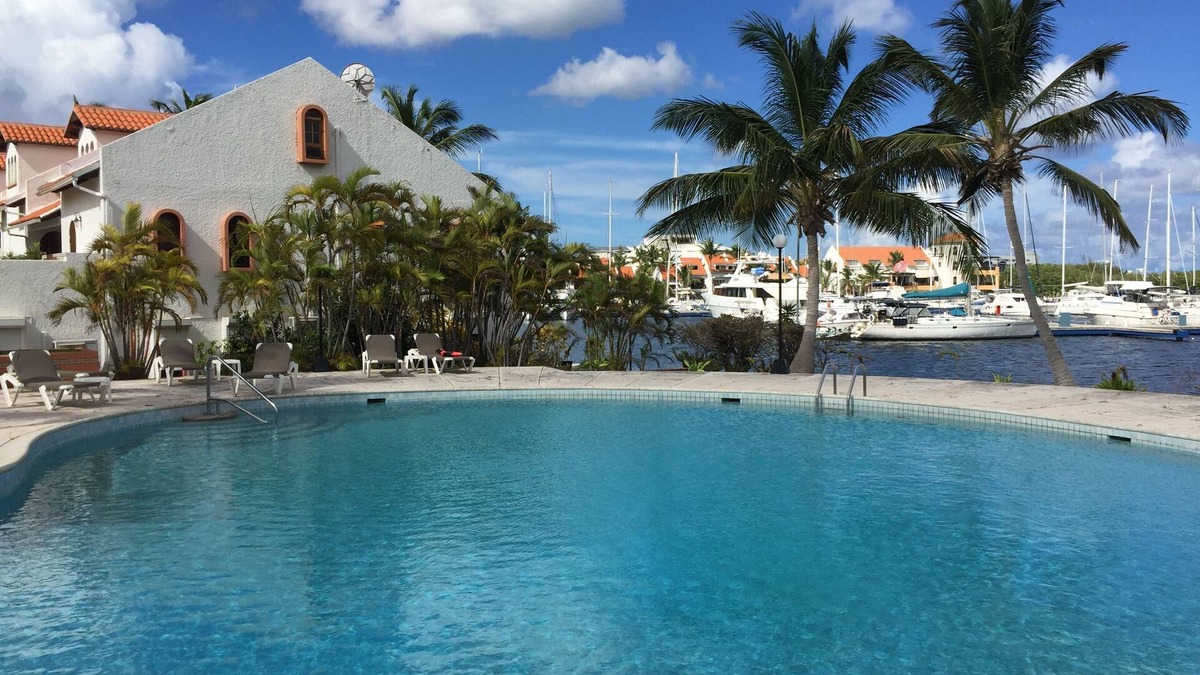 Pelican Key Apartment | Studio on the water in the Simpson Bay Yacht Club