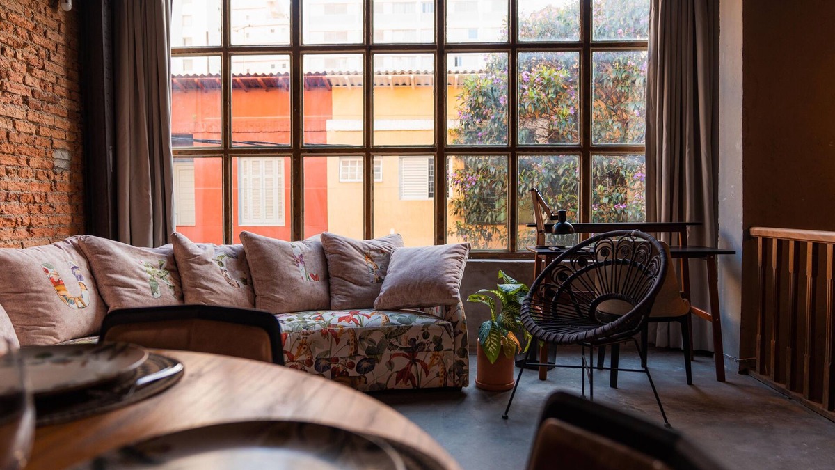 Itaim Bibi Apartment | Studio PHIQ Upper is a super charming studio in the heart of Itaim Bibi!