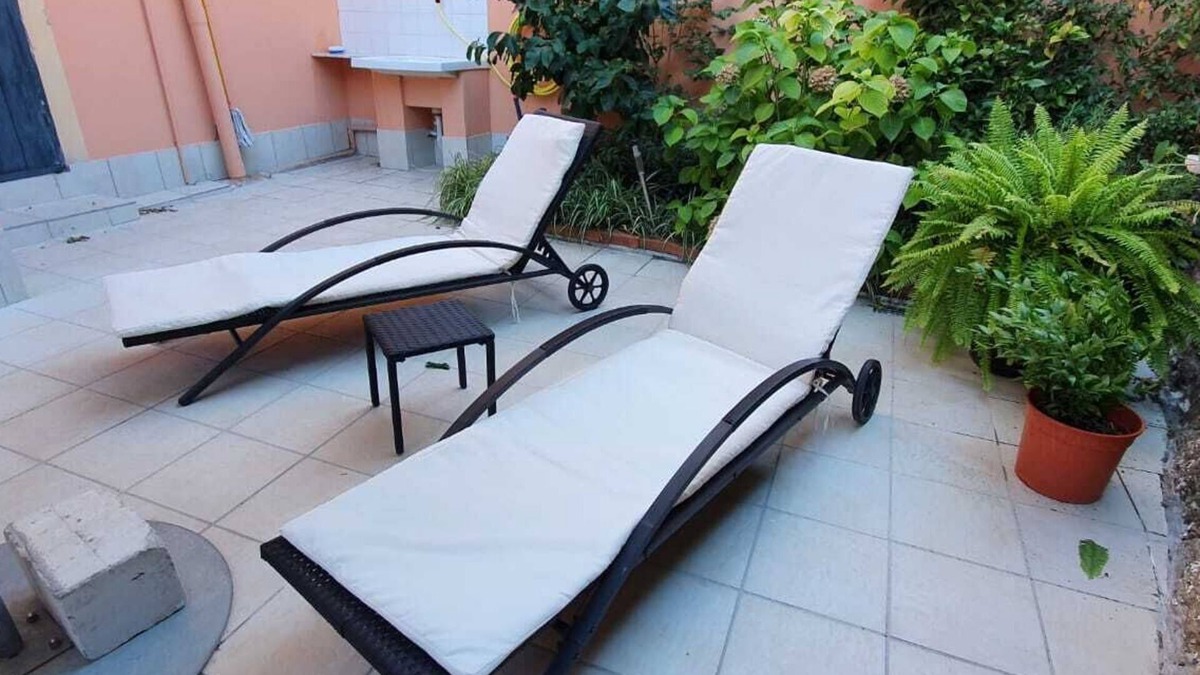 Ventimiglia Apartment | Studio - Sleeps 2 - Garden - Parking - Wifi