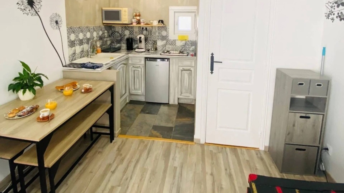 Soligny-la-Trappe Apartment | Studio Soligny Centre Travail Repos Vacance