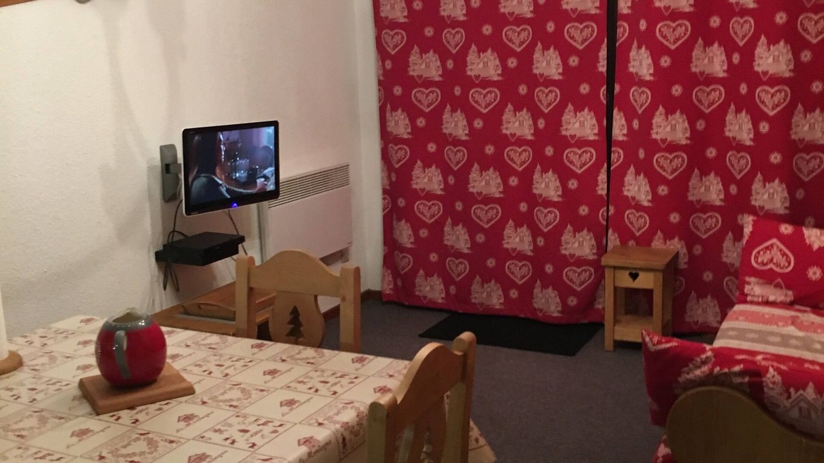 Bonneval-sur-Arc Apartment | Studio Tout Confort Face aux Pistes!