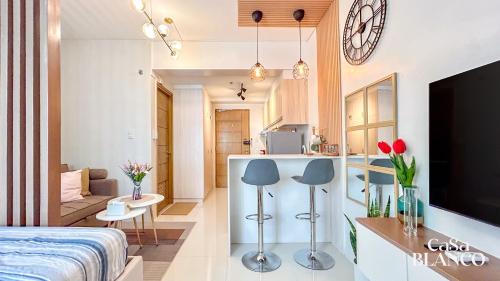 Cebu Apartment | Studio Unit CaSaBlanco near Ayala Mall Cebu