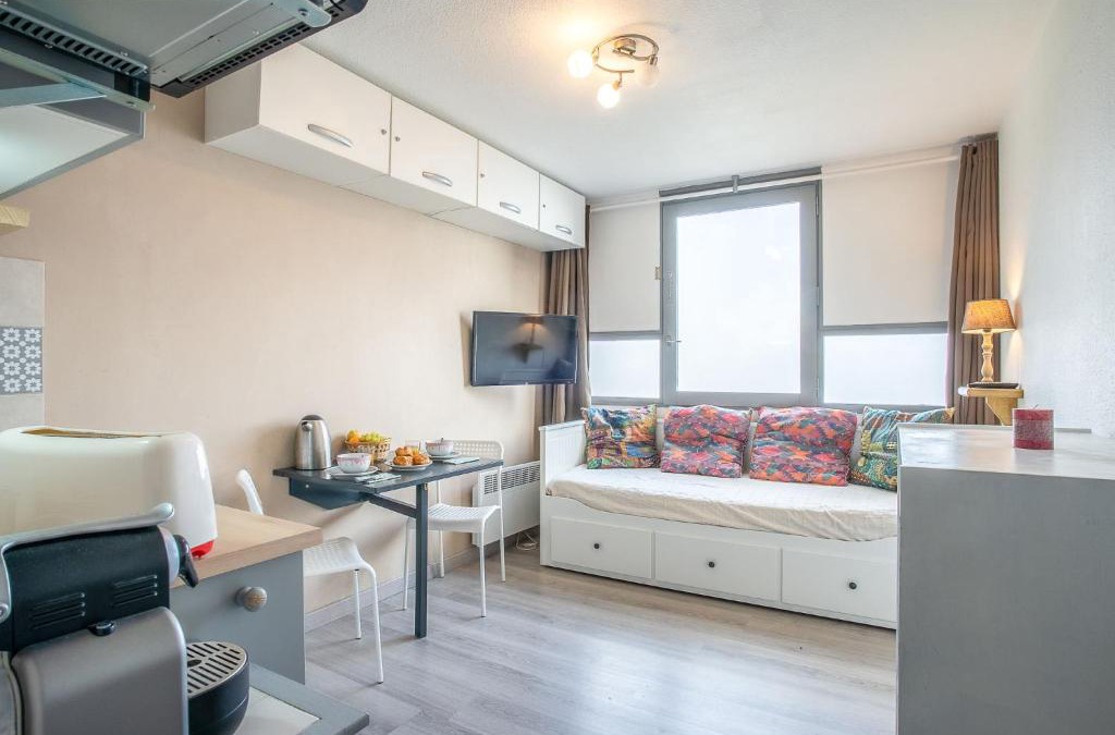 Le Corbier Apartment | Studio Vostok Zodiaque-82 by Interhome