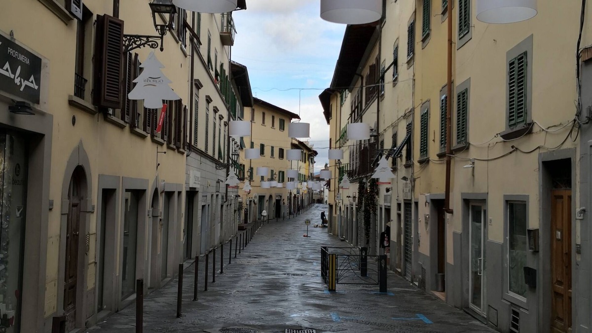Twist Apartment | STUDIO WITH BATHROOM HISTORICAL CENTER PONTASSIEVE 20 MINUTES FROM FLORENCE