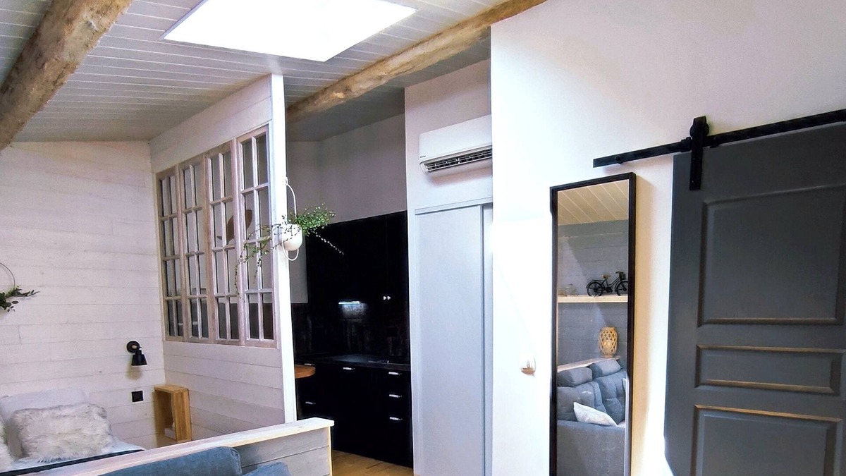 Bastide Saint-Louis Apartment | Studio with breakfast