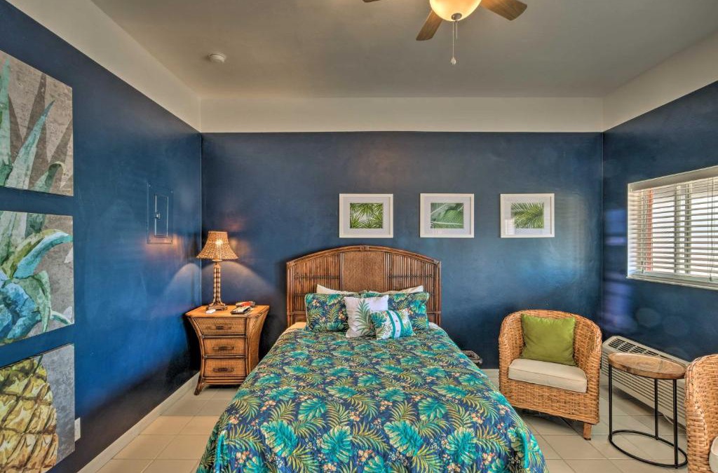 Naples Apartment | Studio with Marina Views 15 Mi To Everglades!