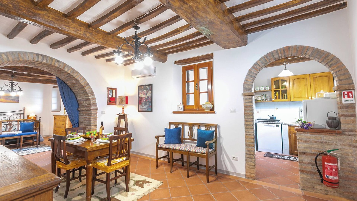 Panicale Apartment | Studio With Pool And Garden, Panicale, Italy