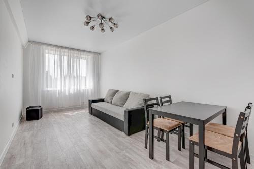 Vilnius Apartment | Studio61 Pramones 107