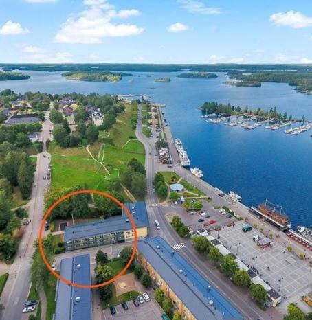 Lappeenranta Apartment | Studiohuoneisto Vallikadun Helmi, 56 m2, AC,Wifi,parveke
