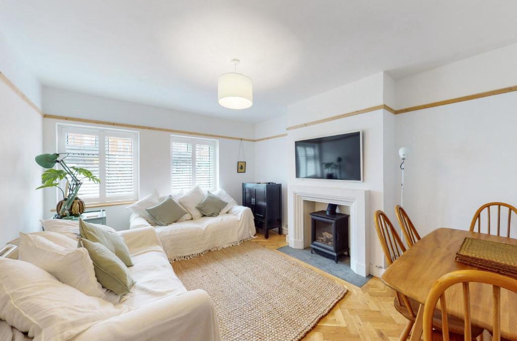 Kew Apartment | Stunning 2 bed flat in Richmond