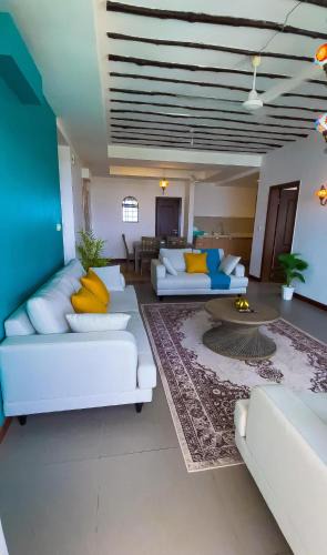 Mtwapa Apartment | Stunning 2 Bed Room Unit with Ocean View