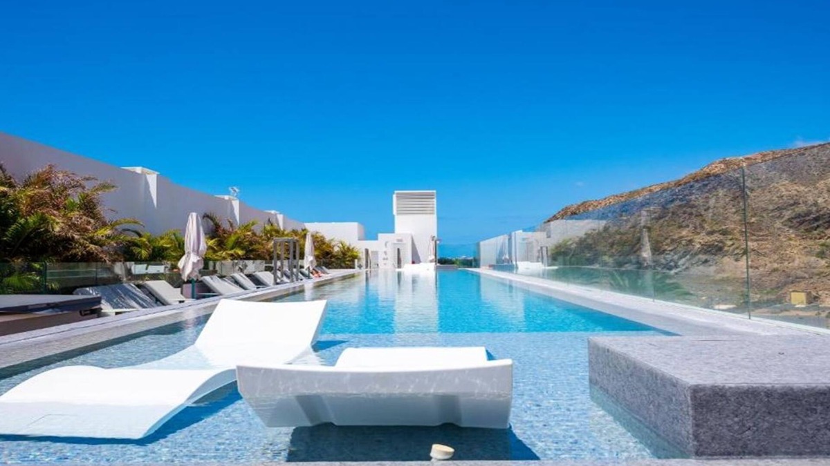 Palm-Mar Villa | Stunning 2 Bedroom Apartment. Communal Heated Pool