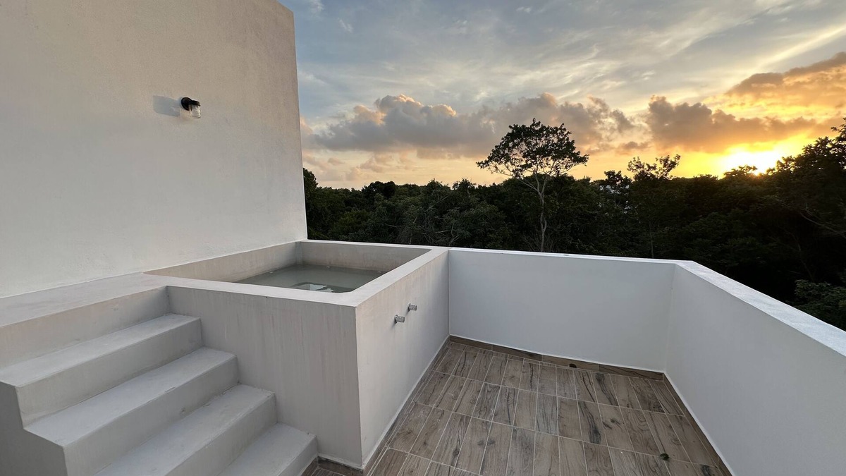Puerto Morelos House | Stunning 3 bedroom home with rooftop terrace 8 minutes from the beach