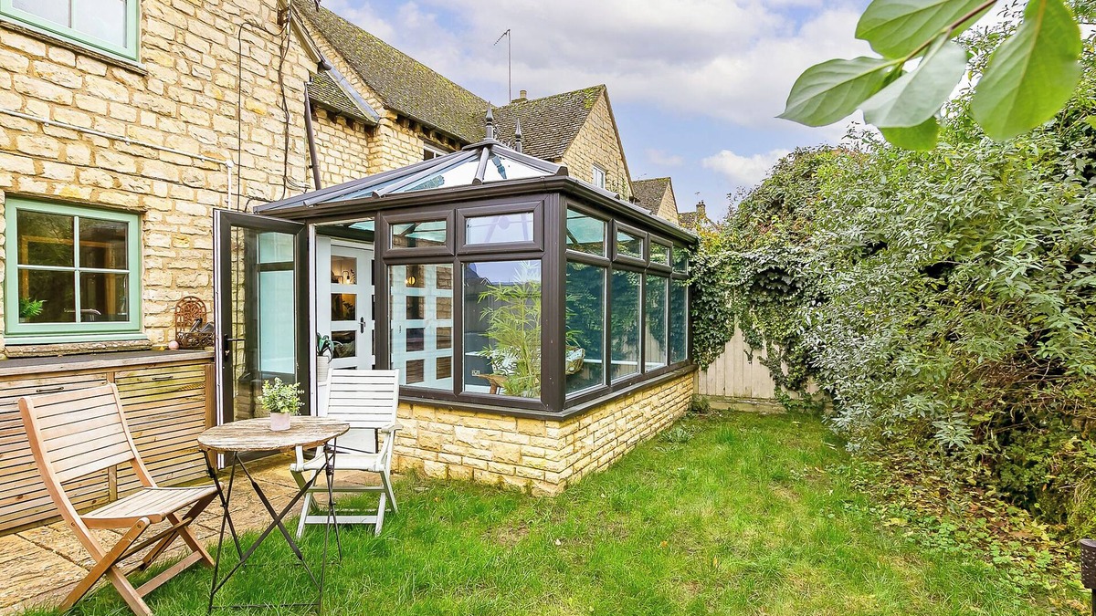 Enstone House | Stunning 3BD Oxfordshire Home in Enstone