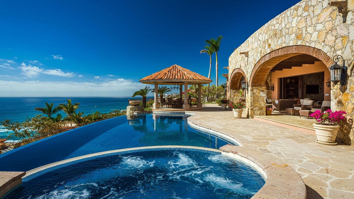 Rancho Cerro Colorado Villa | Stunning 6BR Luxury Villa