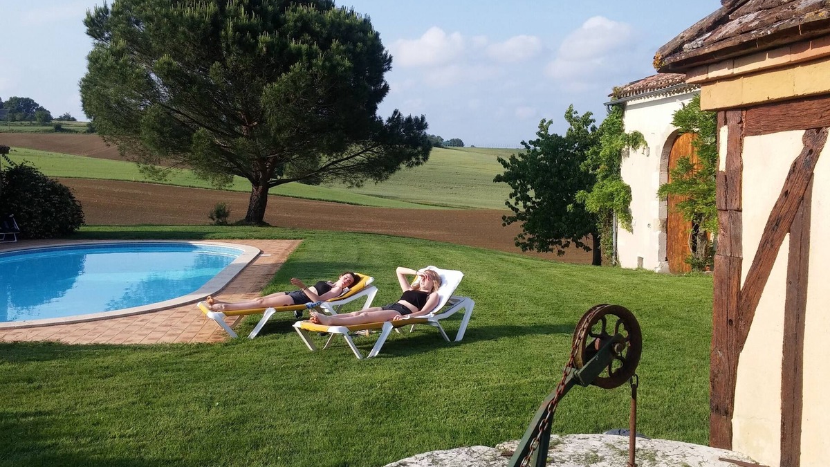 Saint-Avit Cottage | Stunning ancient stone cottage with private pool, set in panoramic lake location