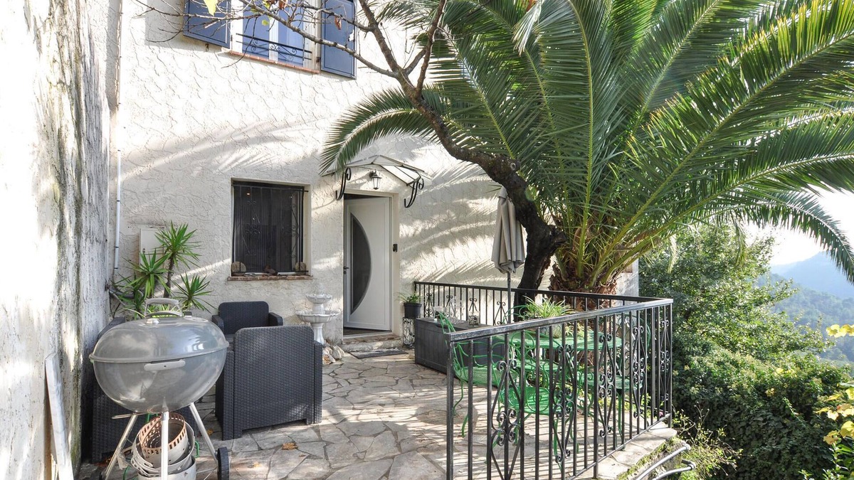 Saint-Jeannet Apartment | Stunning apartment in Saint-Jeannet