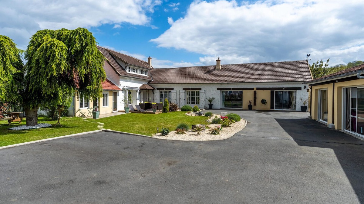 Amblainville Apartment | Stunning apartment in Amblainville