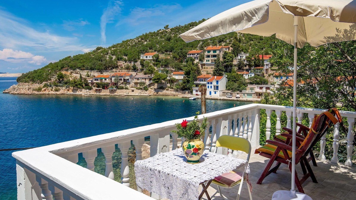 Senj Apartment | Stunning apartment in Senj with kitchen