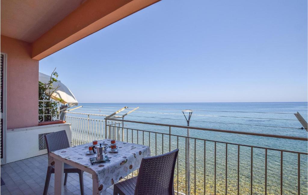 Marina di Caronia Apartment | Stunning Apartment In Marina Di Caronia