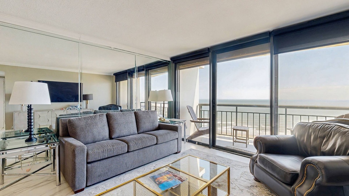 Galveston Condo | Stunning beachfront condo in The San Luis Resort with spa & pool - steps to sand