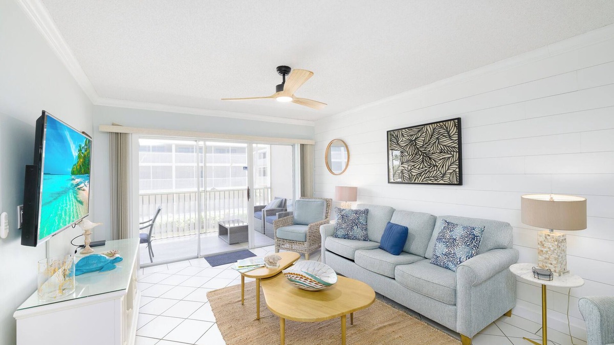 Beachview Country Club Estates Condo | Stunning Beachfront Condo, 2bd/2bath