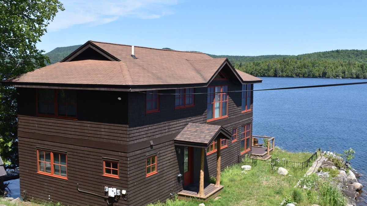 Blue Mountain Lake House | Stunning Blue Mountain Lake - Waterfront Property!