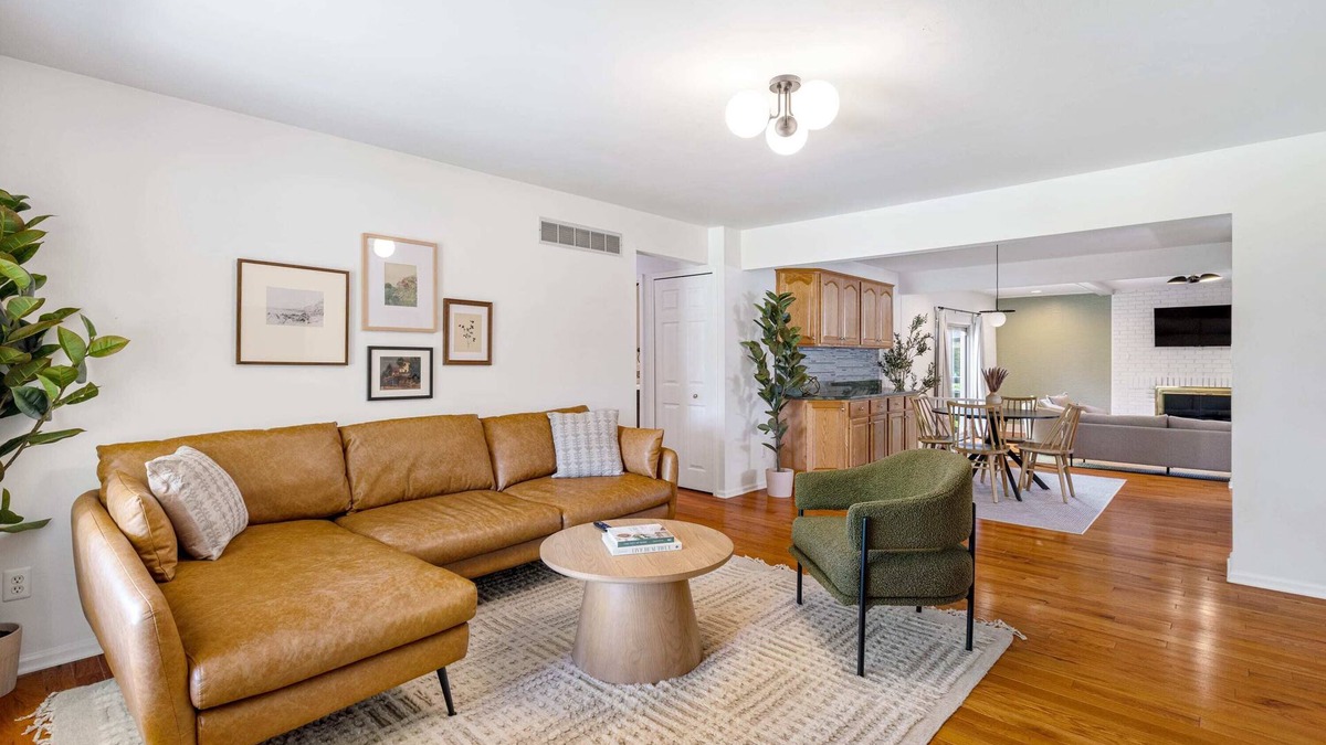 Troy House | Stunning, Cozy & WFH Optimized 4BR/2BA! Welcome!