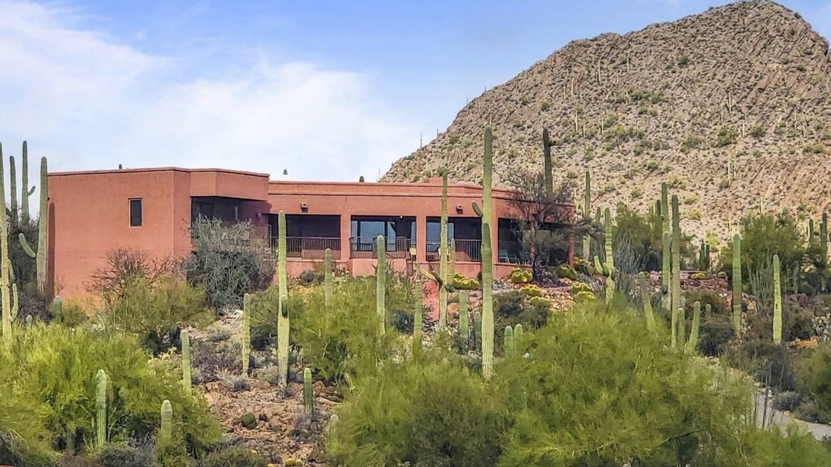 Saguaro Cliffs House | Stunning Desert Views Out of Every Window!