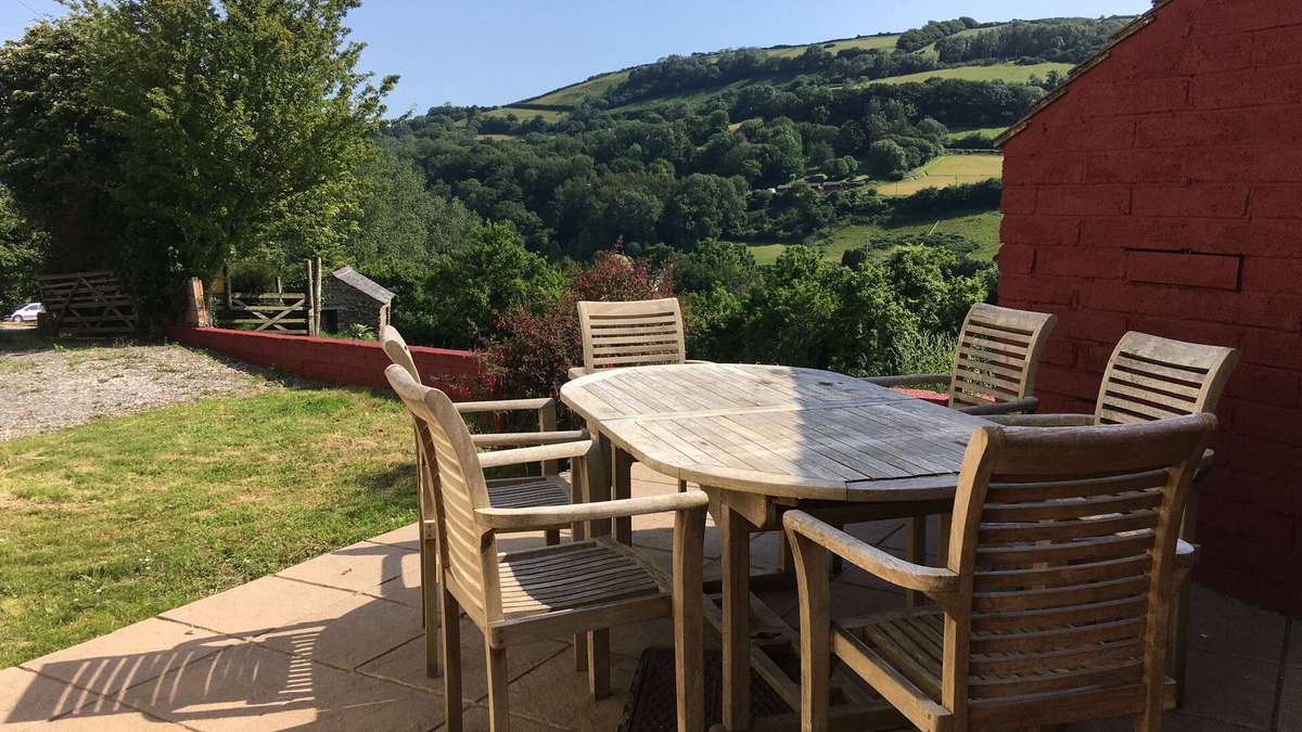 Combe Martin Cottage | Stunning Devon views from this ground floor cottage