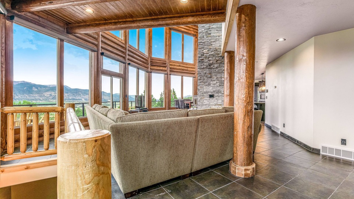 Cedar City House | Stunning dog-friendly home on 40 acres with fireplace - near Zion National Park