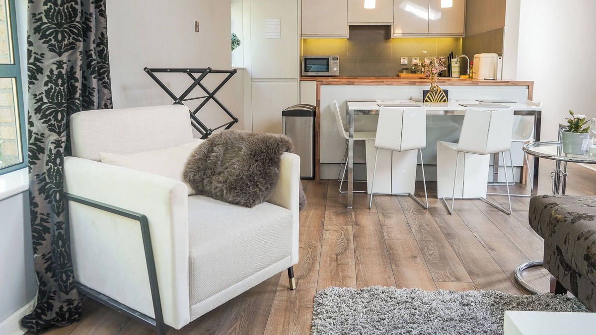 Ballsbridge Apartment | Stunning Duplex with Parking in Ballsbridge, close to the City Center