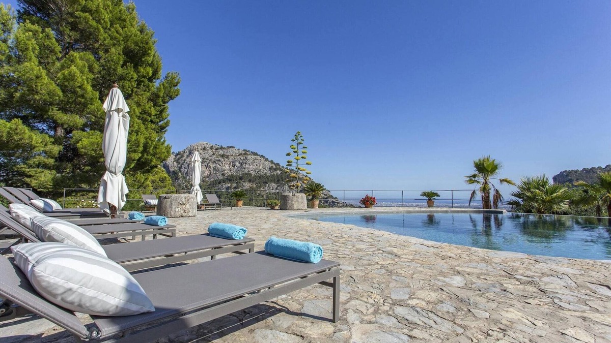 S'Arxiduc Villa | Stunning farmhouse with private pool