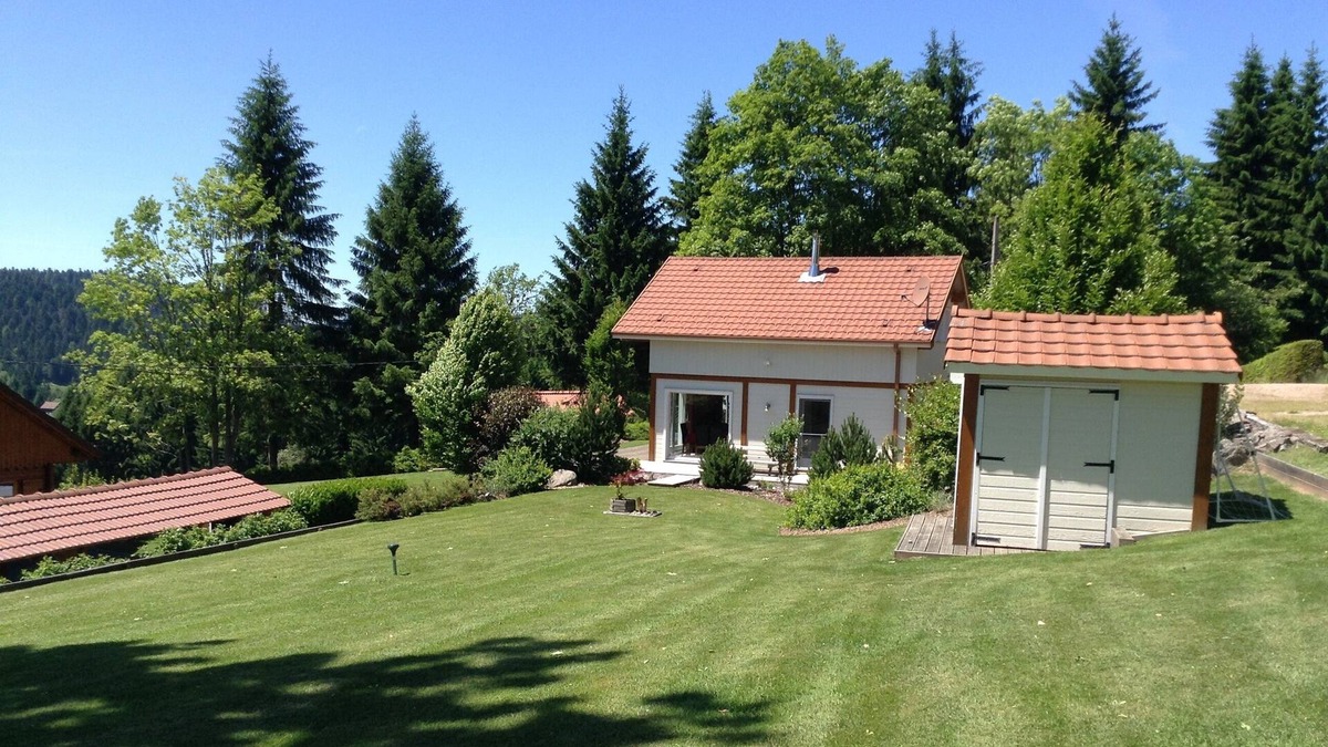 Le Grand Valtin Ski Chalet | Stunning new (2009) and comfortable (4 stars) detached chalet sleeps 6-7