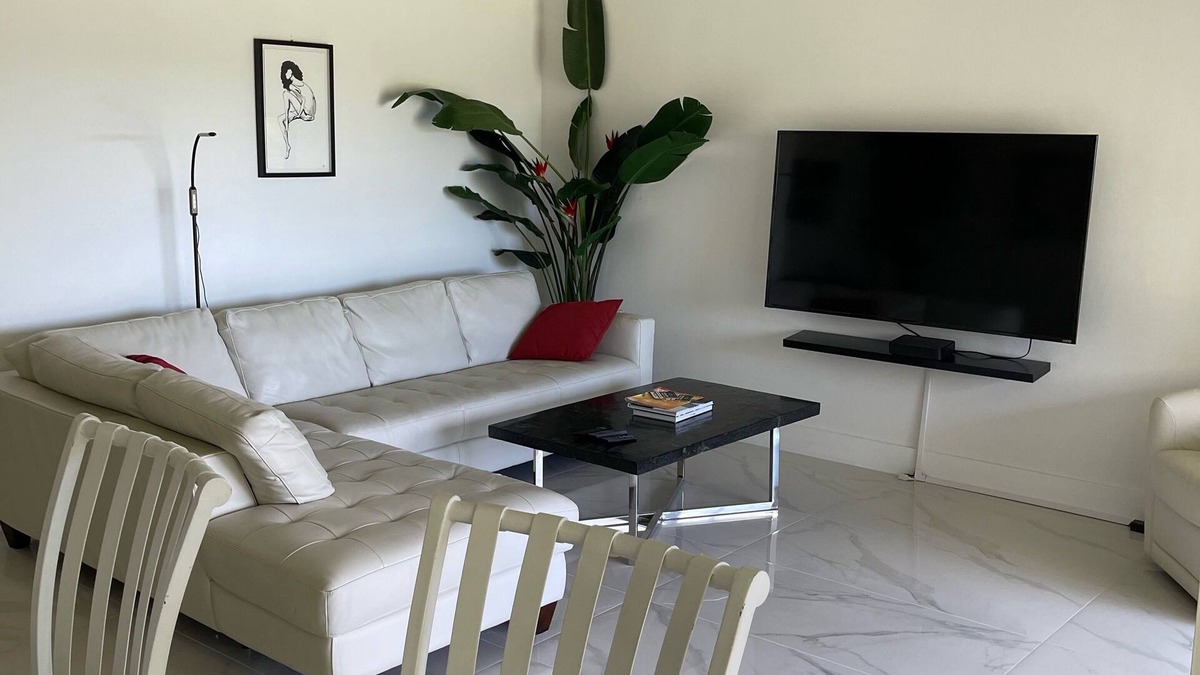 Stoneybrook Condo | STUNNING FRESHLY RENOVATED STONEYBROOK CONDO IN GATED COMMUNITY ON GOLF COURSE